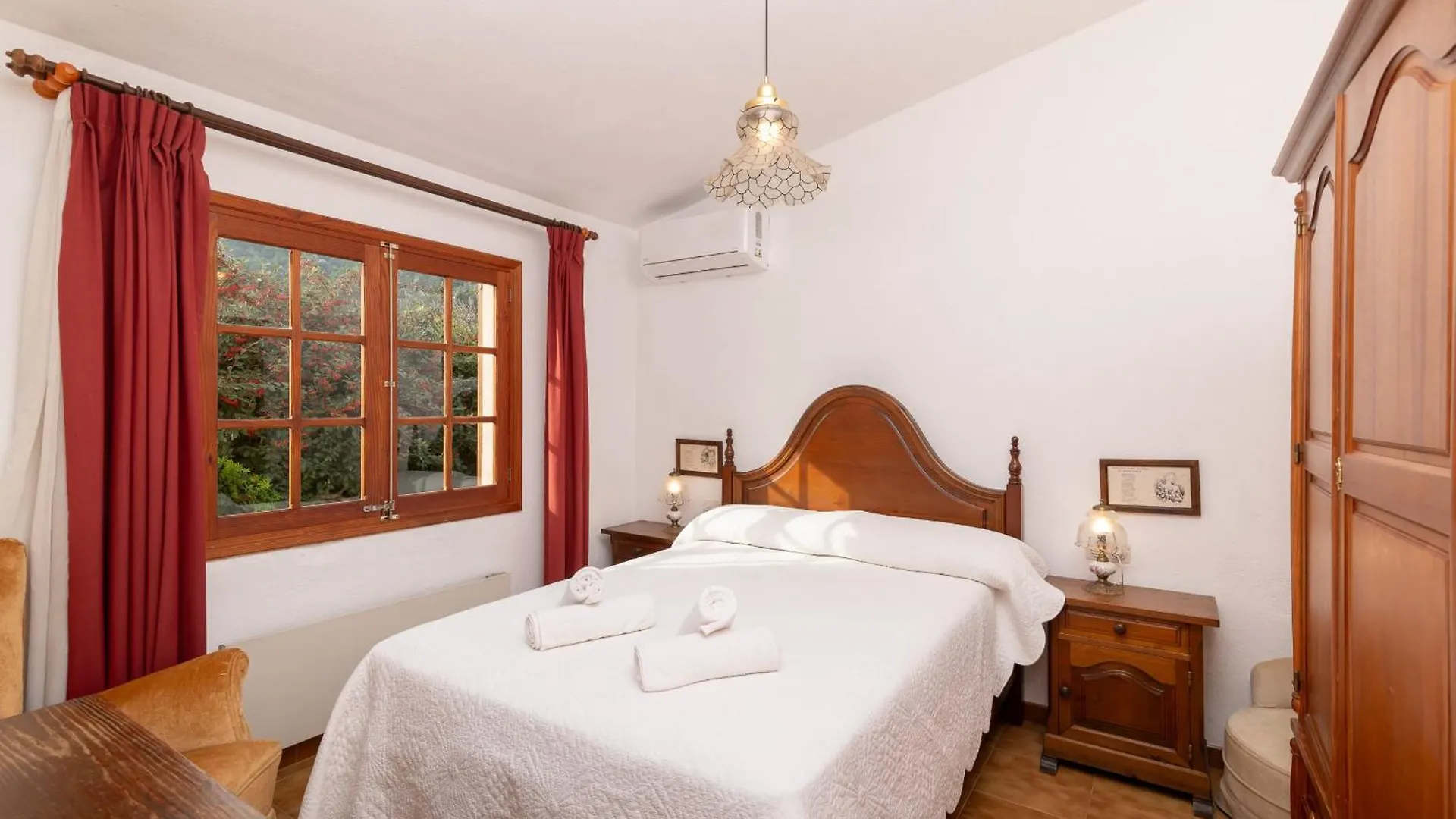Villa Ca Na Tonina By Sealand Villas Pollença